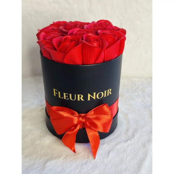 #129# FLEUR NOIR BOX - PIROS SZAPPAN RÓZSÁBÓL - ILLATOS FEKETE DOBOZBAN
